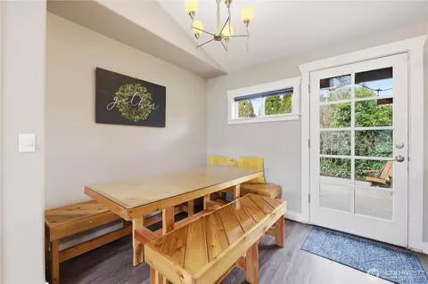 Dining - 620 Myrtine St, Enumclaw, WA 98022 photo 1 of 1
