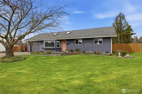 Exterior - 620 Myrtine St, Enumclaw, WA 98022 photo 1 of 5