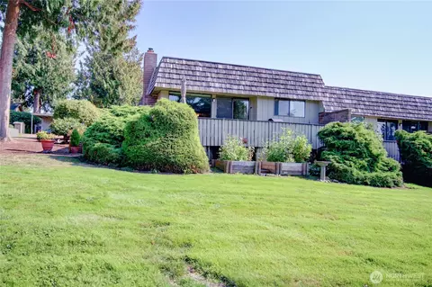 12492 Gwen Dr #10, Burlington, WA 98233