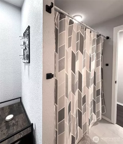Bath - 17217 10th Ave E, Spanaway, WA 98387 photo 3 of 4