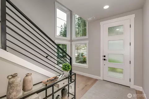 Entry Way - 20317 94th Dr NE, Bothell, WA 98011 photo 1 of 4