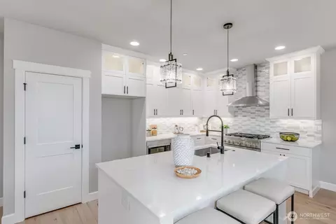 Kitchen - 20317 94th Dr NE, Bothell, WA 98011 photo 3 of 3