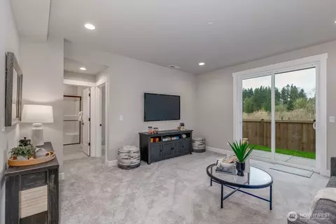 Living - 20317 94th Dr NE, Bothell, WA 98011 photo 3 of 4