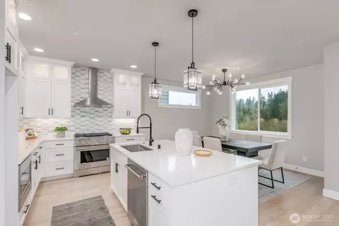 Kitchen - 20317 94th Dr NE, Bothell, WA 98011 photo 1 of 3