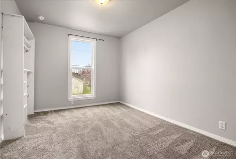 Bedroom - 111 Cedar Ave #1, Sultan, WA 98294 photo 1 of 4