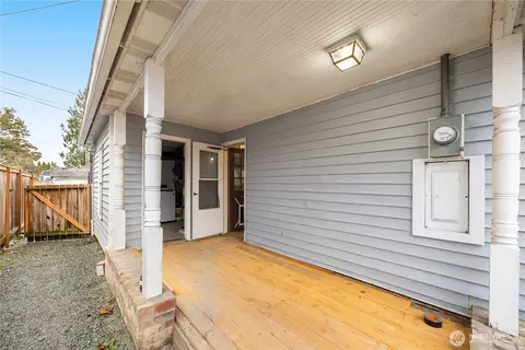 Exterior - 111 Cedar Ave #1, Sultan, WA 98294 photo 6 of 7