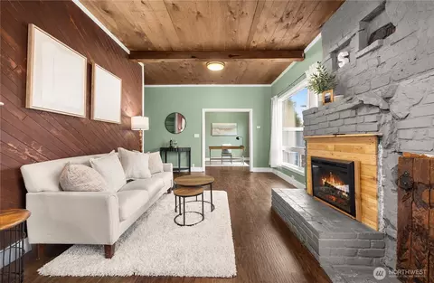 Living - 111 Cedar Ave #1, Sultan, WA 98294 photo 2 of 3