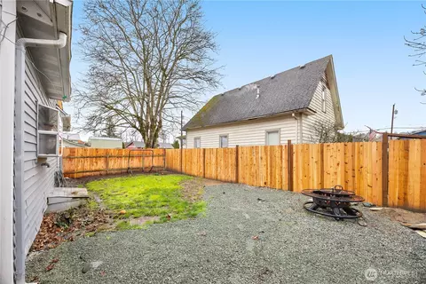 Exterior - 111 Cedar Ave #1, Sultan, WA 98294 photo 7 of 7
