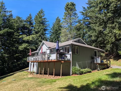 112 Discovery Way, Eastsound, WA 98245