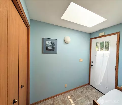 Entry Way - 112 Discovery Way, Eastsound, WA 98245 photo 1 of 1
