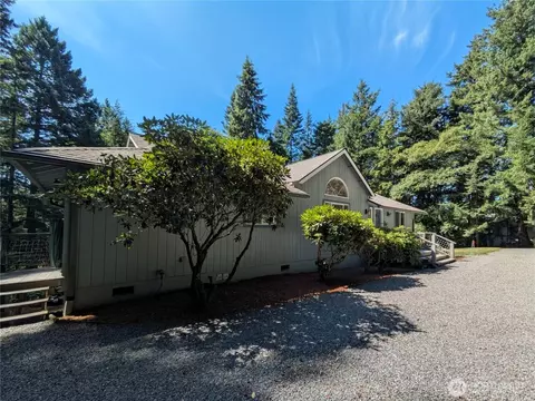 Exterior - 112 Discovery Way, Eastsound, WA 98245 photo 4 of 14