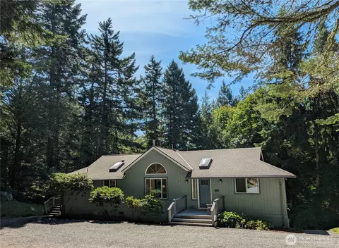 Exterior - 112 Discovery Way, Eastsound, WA 98245 photo 2 of 14