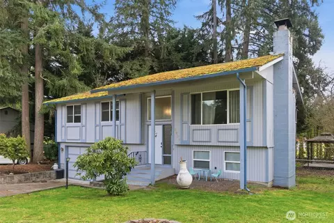 3902 E Ct E 246th St, Spanaway, WA 98387