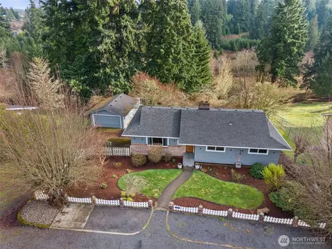 360 Byrd St, Centralia, WA 98531