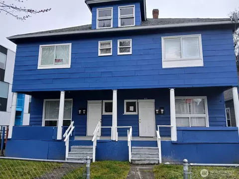 611 S 613 S Ainsworth Ave #A/B, Tacoma, WA 98405