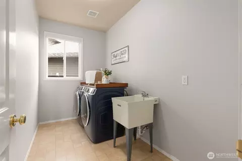 Other - 11224 32nd Dr SE, Everett, WA 98208 photo 4 of 8