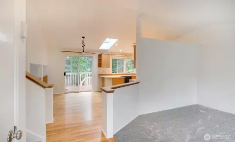 532 198th St SE, Bothell, WA 98012 photo 2