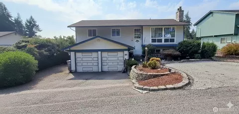 7655 Forest Ridge Dr NE, Bremerton, WA 98311