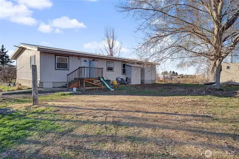 10124 Road 16 NE, Moses Lake, WA 98837
