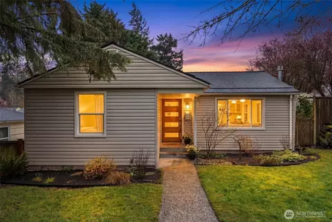 3854 48th Ave SW, Seattle, WA 98116