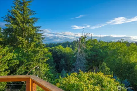 184 Dogleg Ln, Port Ludlow, WA 98365