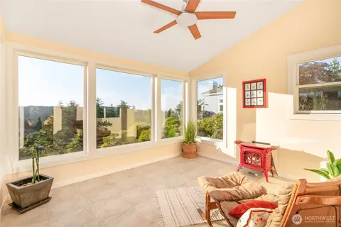 184 Dogleg Ln, Port Ludlow, WA 98365