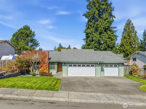 4829 102nd Pl SW, Mukilteo, WA 98275