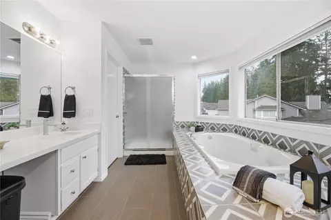 Bath - 2000 Village Green Dr #16, Mill Creek, WA 98012 photo 6 of 6