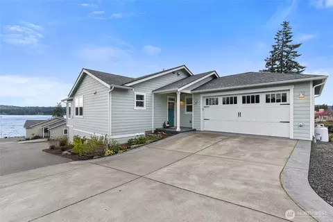 17588 Fjord Dr NE, Poulsbo, WA 98370