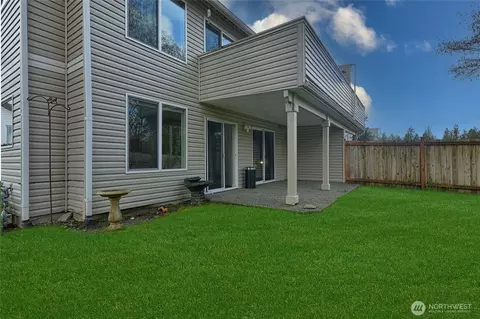 8833 1st St NE #J-104, Lake Stevens, WA 98258