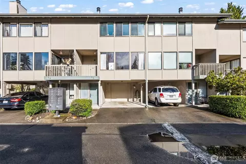 17303 Spanaway Loop Rd S #18, Spanaway, WA 98387