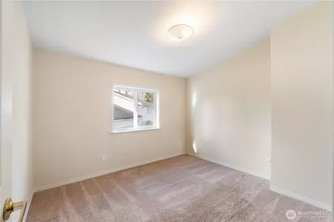 14002 70th Street Ct E, Sumner, WA 98390 photo 32