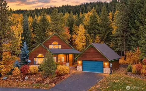 261 Tiger Lily Ln, Ronald, WA 98940