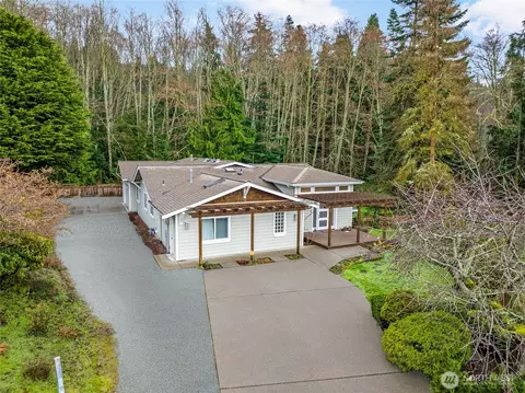 4425 Bryce Dr, Anacortes, WA 98221