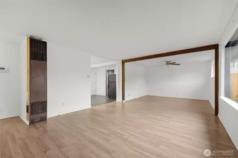 Living - 833 E Marine View Dr, Everett, WA 98201 photo 3 of 3