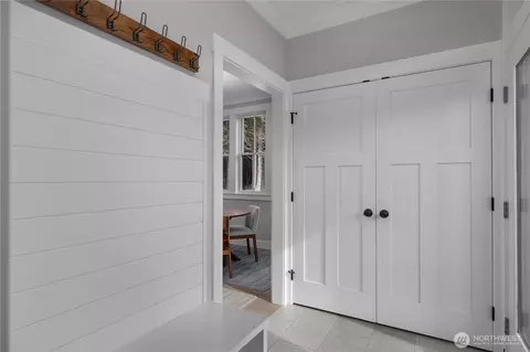 Entry Way - 53 Cedar Run Loop, Pacific Beach, WA 98571 photo 1 of 4