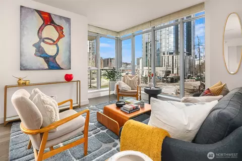 583 Battery St #206N, Seattle, WA 98121