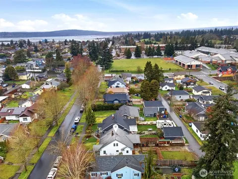 View/Area - 1027 Wetmore, Everett, WA 98201 photo 2 of 7