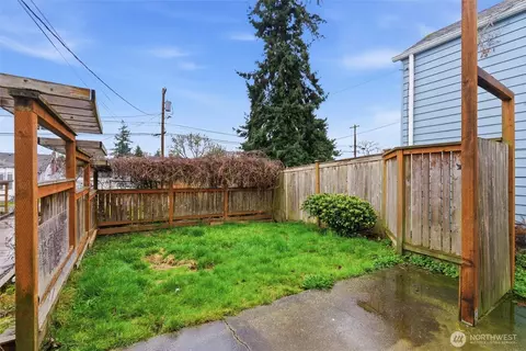 Exterior - 1027 Wetmore, Everett, WA 98201 photo 5 of 6
