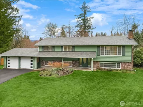 1211 121st Ave SE, Lake Stevens, WA 98258