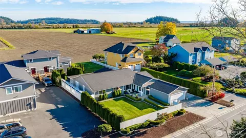 733 Maple Ave, La Conner, WA 98257