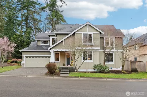 8827 NE 148th Pl, Kenmore, WA 98028