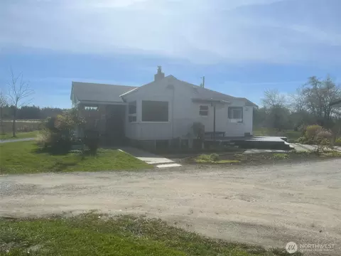 22556 Franklin Rd, Mount Vernon, WA 98273