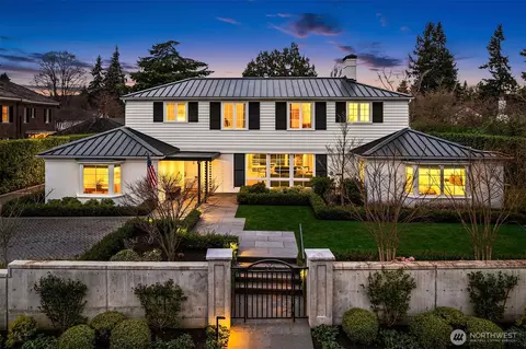 1403 Shenandoah Dr E, Seattle, WA 98112