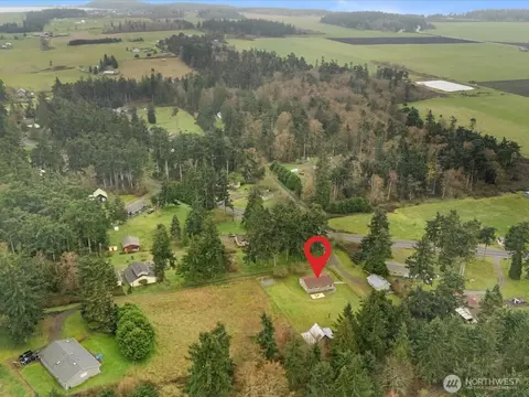 207 Fort Casey Rd, Coupeville, WA 98239