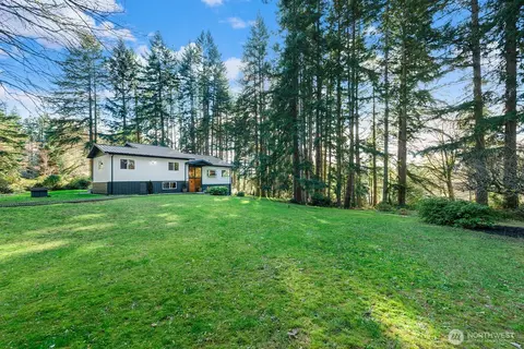 15019 119th Ave SW, Vashon, WA 98070