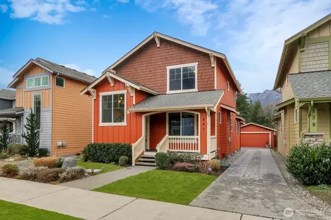 847 NE 2nd St, North Bend, WA 98045