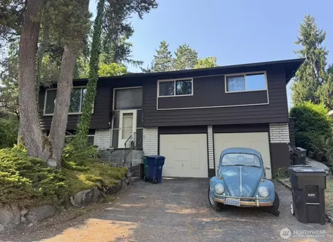 7519 143rd Ave NE, Redmond, WA 98052