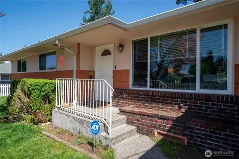 13815 Park Ave S, Tacoma, WA 98444