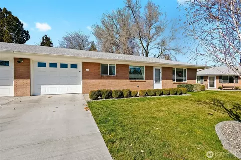 404 N 39th Ave, Yakima, WA 98902